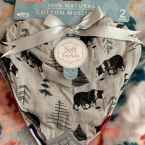 Nûby brand cotton Muslin bibs